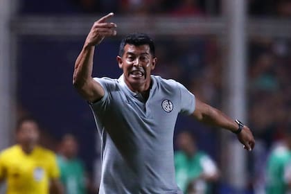 Jorge Almirón debutará en Boca vs. San Lorenzo, equipo por el que tuvo un breve paso con malos resultados
