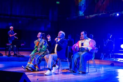 Al final del espectáculo, Pipo Pescador subió a escena