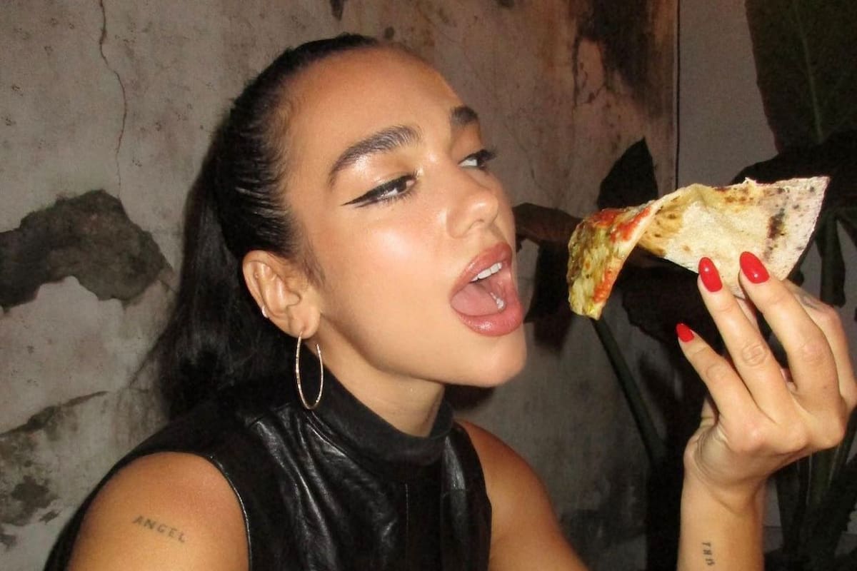 Al finalizar su segundo show en el Campo Argentino de Polo, Dua Lipa cenó pizza en un conocido local de Palermo Hollywood