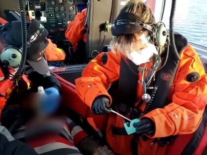 Al herido lo asistieron volando sobre el océano
