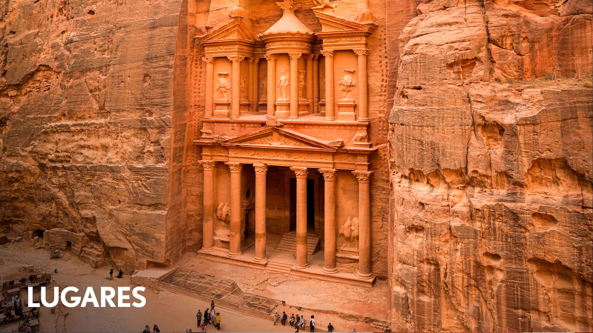 Al Khazneh (el Tesoro), el templo más conocido de Petra.