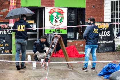 Al mediodía asesinaron a un hombre en la zona oeste de Rosario de múltiples disparos