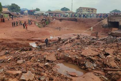 Al menos 111 personas mueren tras inundaciones en Nigeria