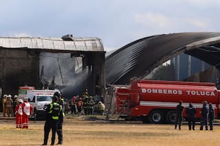 Al menos siete muertos al estrellarse una avioneta al oeste de Ciudad de México