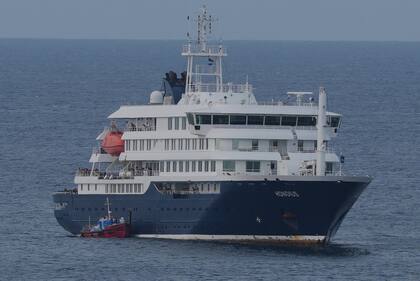 Al MV Hondius (en la imagen) no se le permitió atracar en Cabo Verde