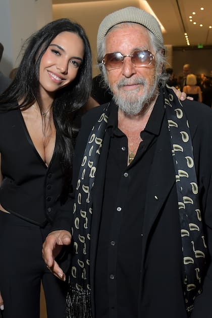 Al Pacino y su novia Noor Alfallah