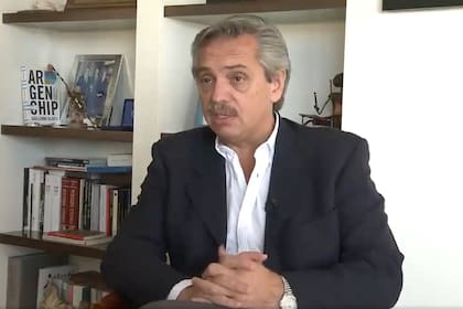 Al presidente Alberto Fernández durante una entrevista en 2015