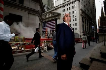 Al principio, los motivos de Frank Casey para investigar no eran altruistas: quería encontrar la manera de competir por los clientes del gestor secreto