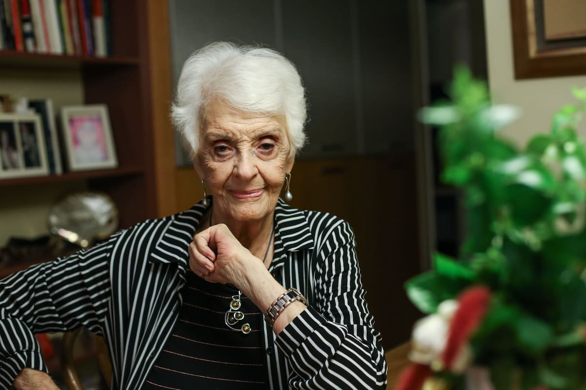 Al recorrer este período democrático, Graciela Fernández Meijide destaca la visión de Raúl Alfonsín, critica el sesgo que han adoptado algunos organismos de derechos humanos y rescata el diálogo como instrumento esencial