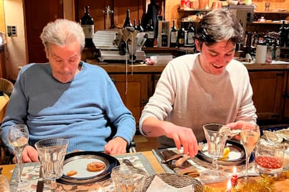 Alain Delon “está débil, cansado y triste”, reveló Anthony, el hijo mayor del actor francés de 88 años