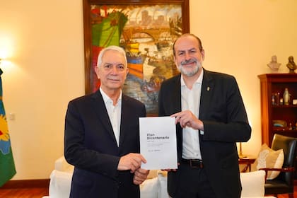 Alak, con Federico Susbielles, intendente de Bahía Blanca