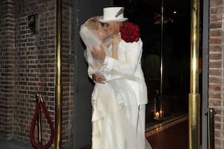 Alan Faena se casó con Grace Goldsmith y un detalle en su traje llamó la atención de todos