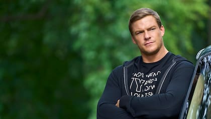 Alan Ritchson creyó que su carrera caería en picada cuando el video se volvió viral