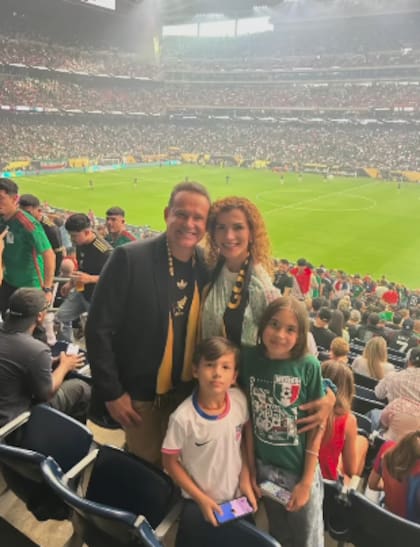 Alan Tacher comparte en las redes sociales su vida con su familia (Instagram/@alantacher)