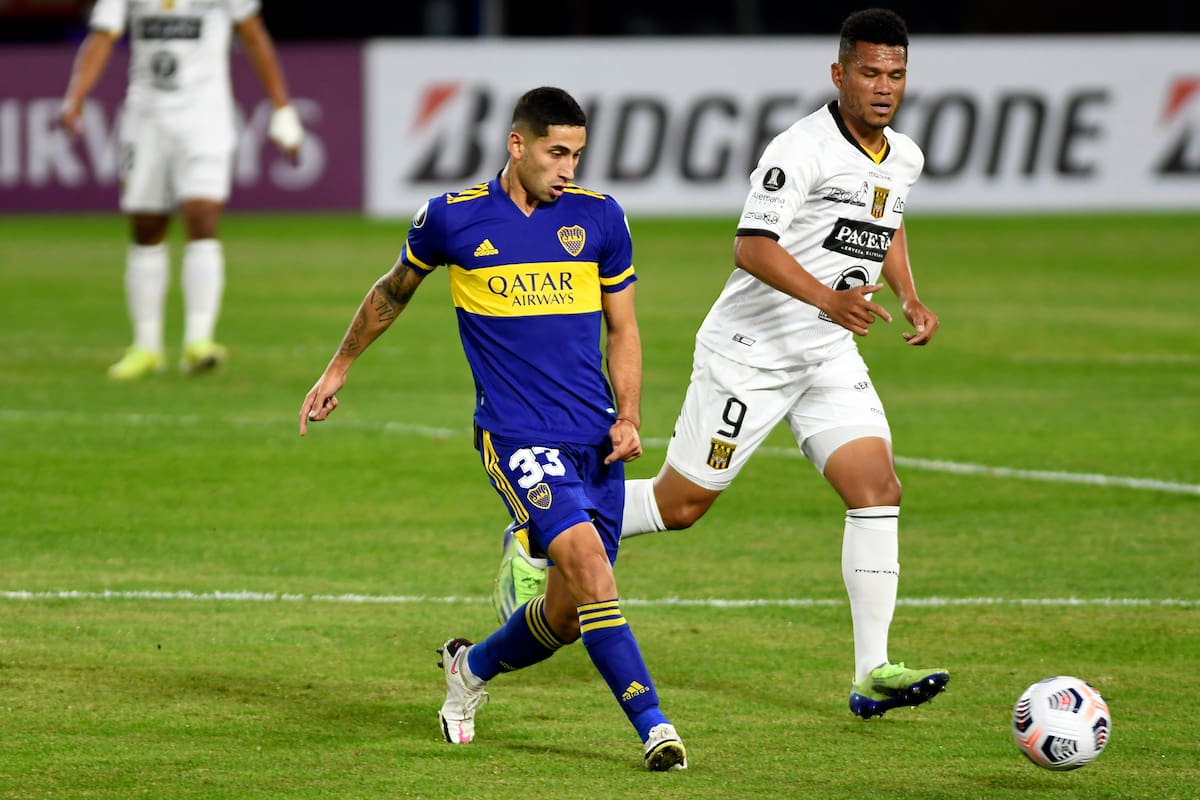 Alan Varela como titular en el partido de Boca vs. The Strongest, por la Copa Libertadores; el único de los últimos 15 partidos que el equipo de Russo pudo ganar
