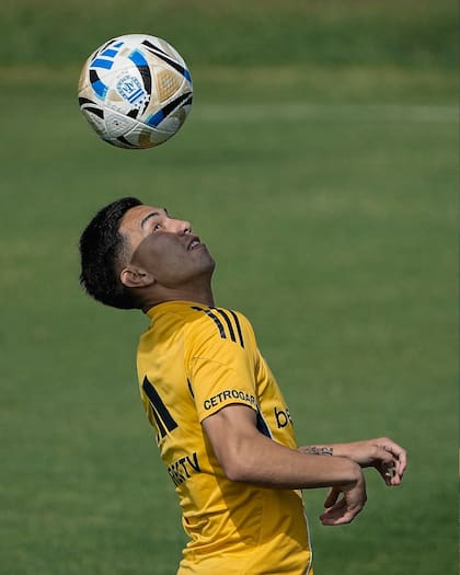 Alan Velasco ya trabaja a la par de sus compañeros