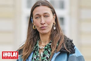 Alana sorprendió a sus seguidores tras desfilar por primera vez a los 40 años. “Estoy viviendo la vida al revés y es muy divertido”, dijo.