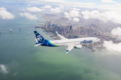 Alaska Airlines fue elegida como la aerolínea número 1 en Estados Unidos