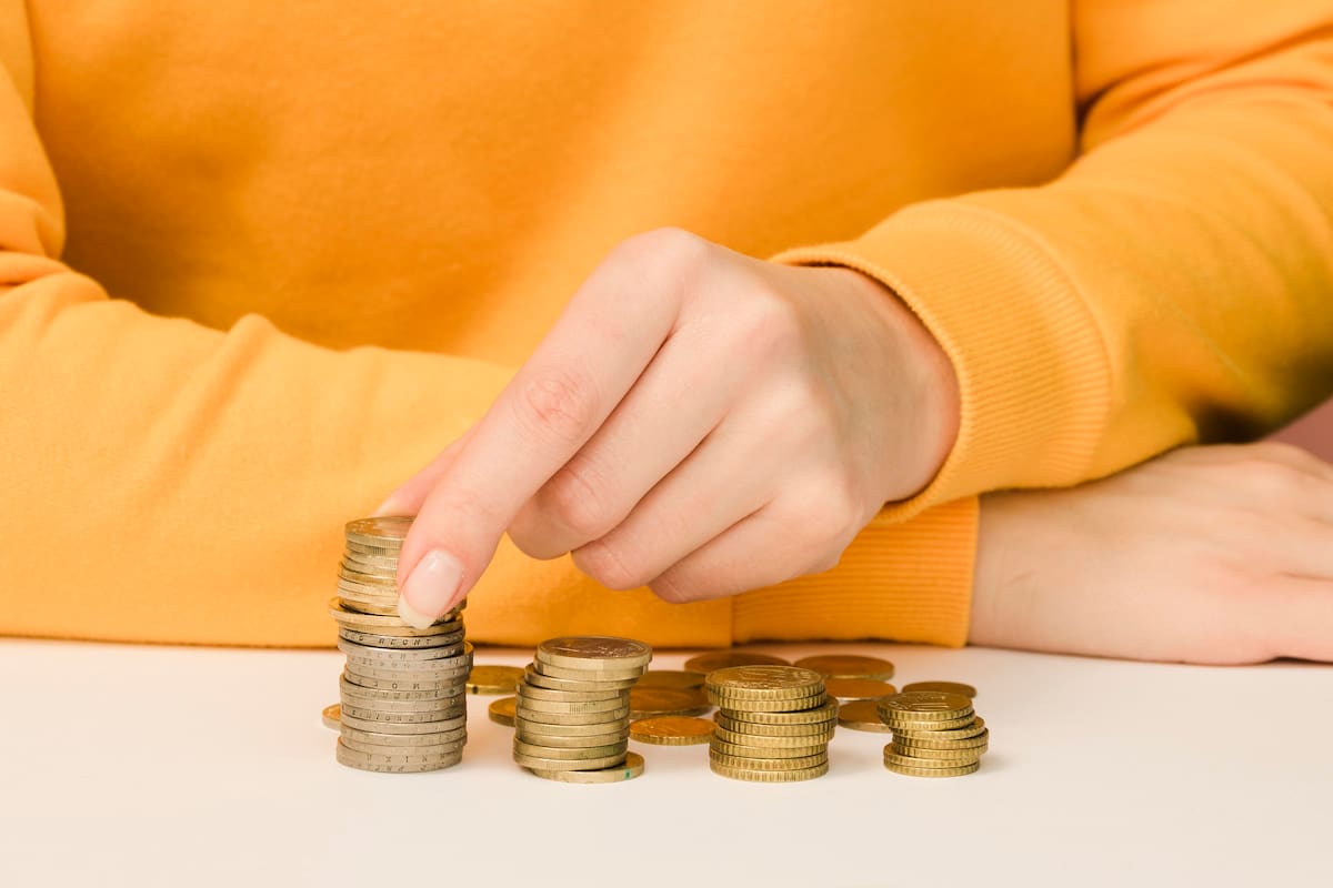 Alaska votó a favor de la Medida Electoral 1 que incrementa el salario mínimo estatal