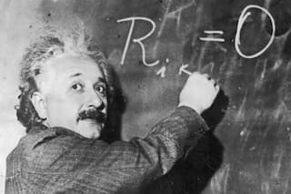 ¿A qué ciudadanía renunció Albert Einstein en 1933?
