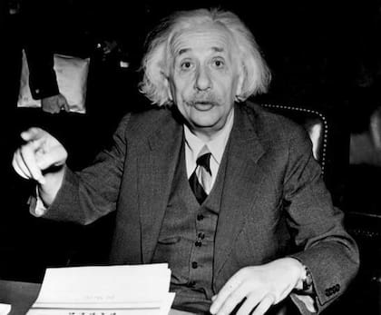 "Albert Einstein pudo decir que el tiempo es una ilusión"