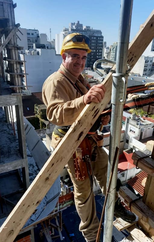 Alberto trabajando