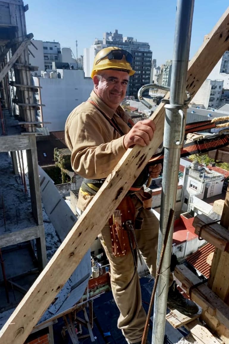 Alberto trabajando