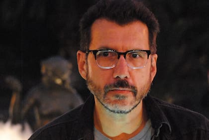 Alberto Fuguet propuso buscar un afiche de una película y escribir un texto sobre de esa imagen
