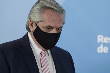 El presidente Alberto Fernández despidió al reconocido banquero Jorge Brito
