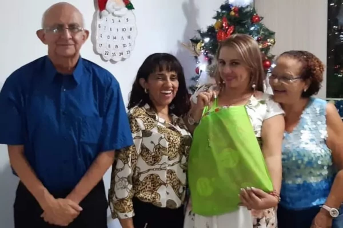 Alberto, Diana, Lina y Marta