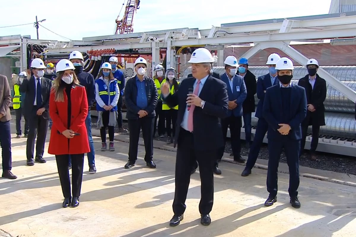 Alberto Fernández aysa