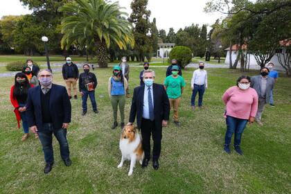 Alberto Fernández con..