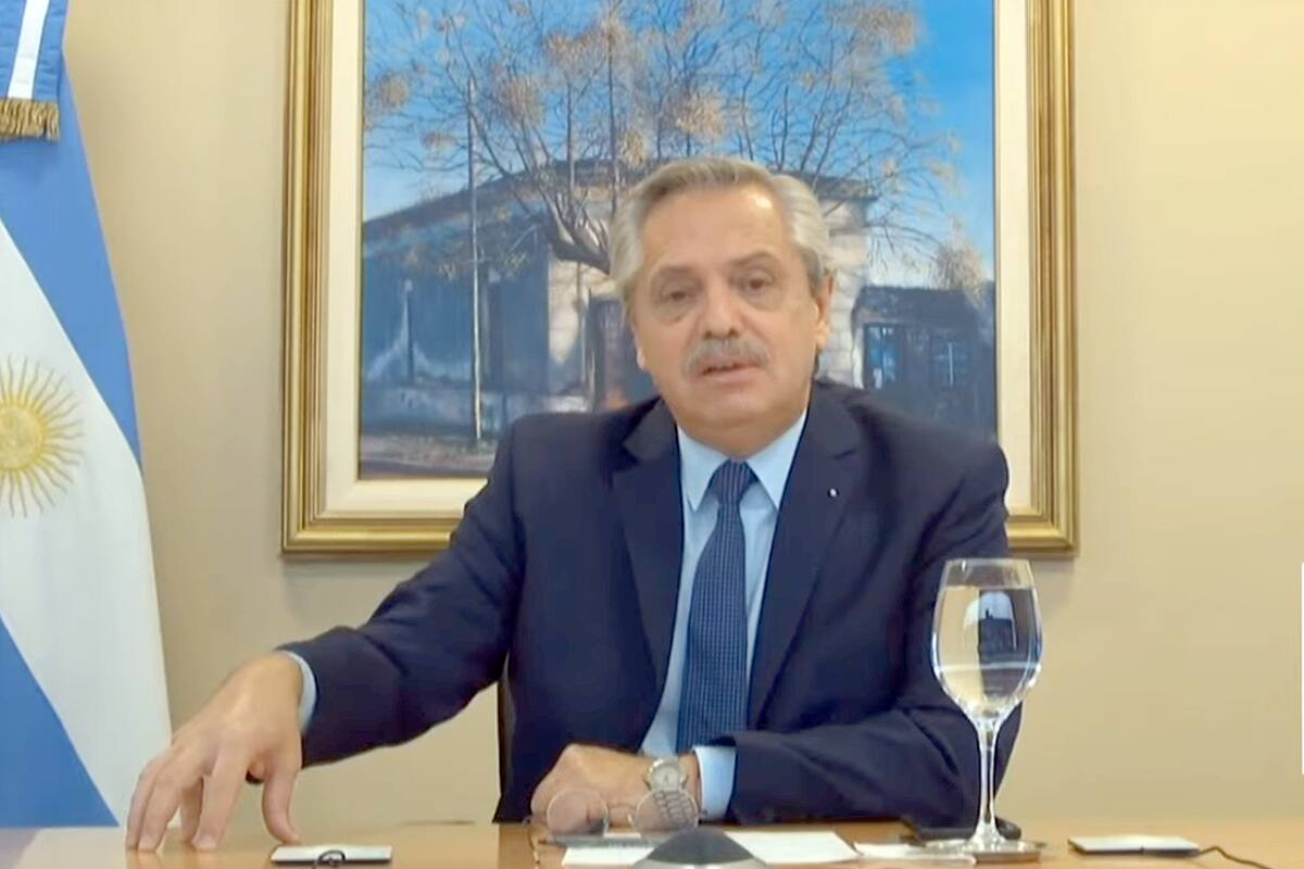 Alberto Fernández, acto en un centro de vacunación de Pilar