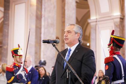 Alberto Fernández agradeció el mensaje del cardenal Poli en su último Tedeum