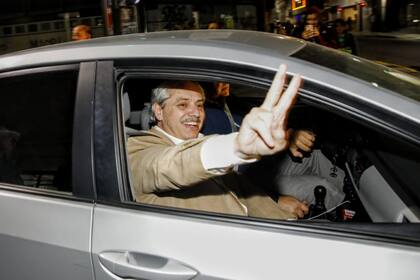 Alberto Fernández al salir del Instituto Patria, el martes 28 de mayo de 2019