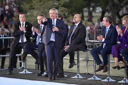 Alberto Fernández: "Cuando veo en billetes tantos animalitos y no a Belgrano no saben lo mal que me siento"
