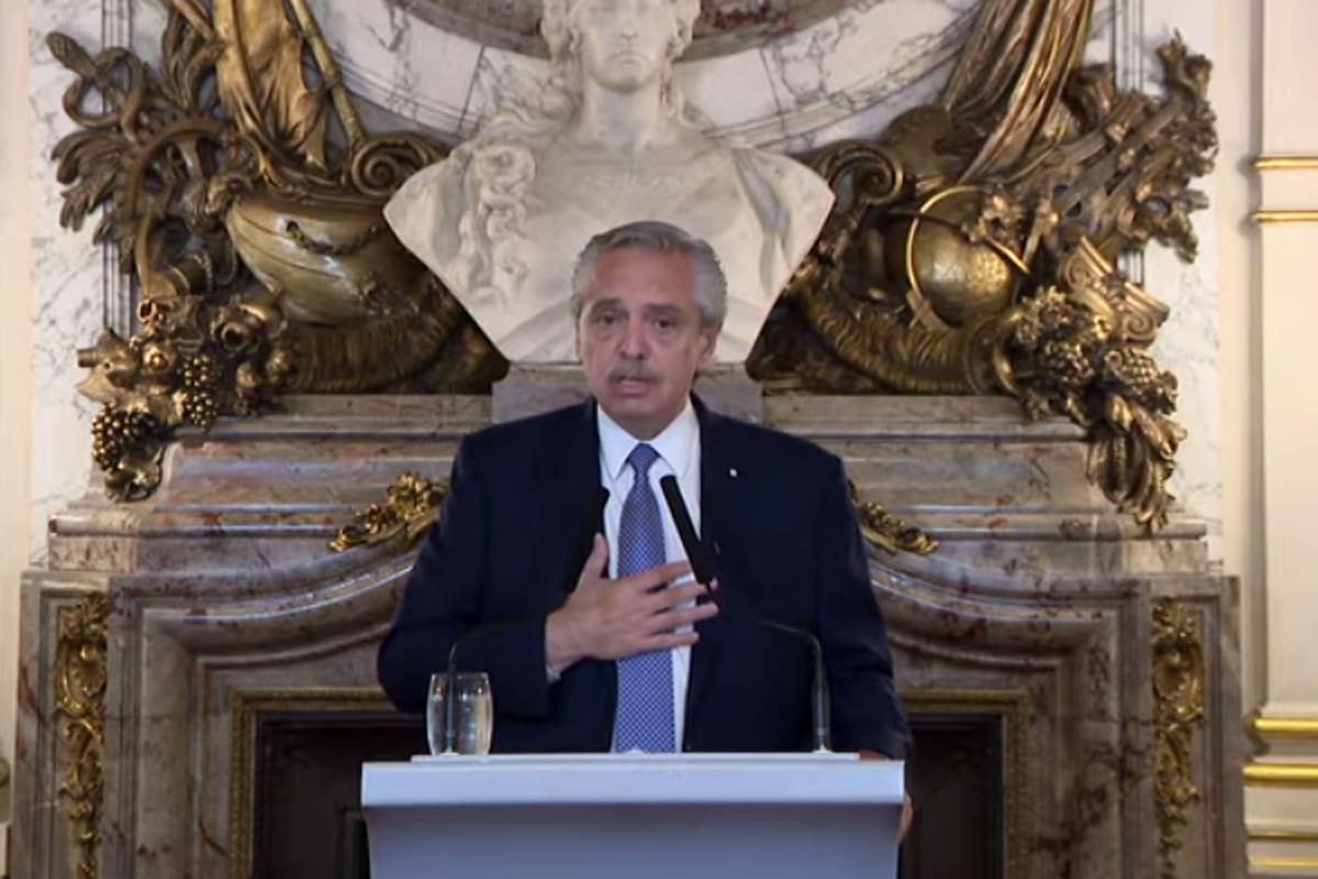 Alberto Fernández busca el apoyo de los mandatarios peronistas en la disputa con la Corte Suprema