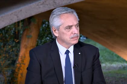 Alberto Fernández comunicó este viernes que no competirá en las elecciones.