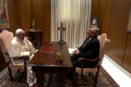 Alberto Fernández con el Papa