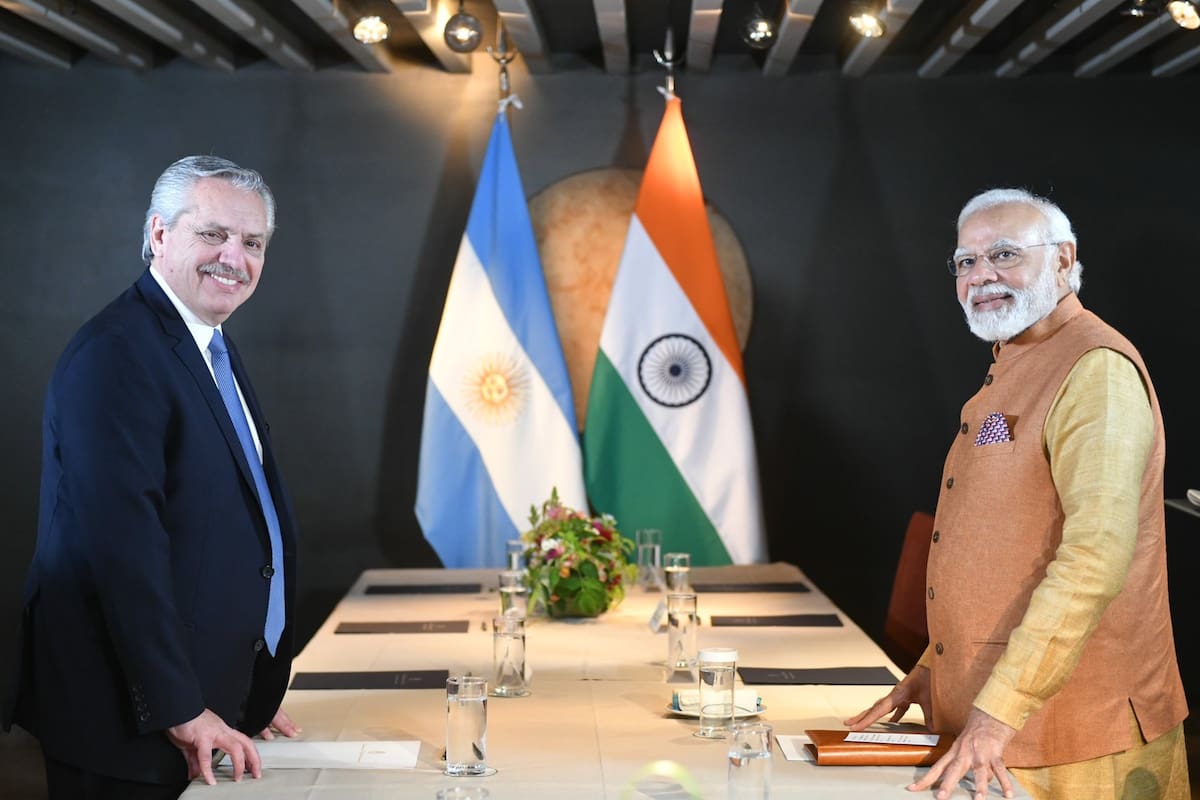 Alberto Fernández con el primer ministro de la India, Narendra Modi