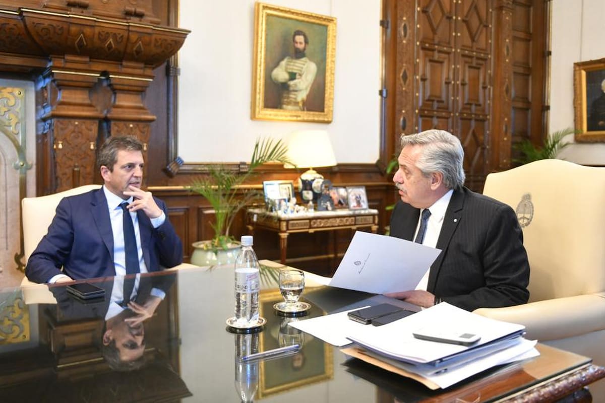 Alberto Fernández, con Sergio Massa en Casa Rosada