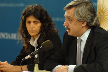 En 2007, Alberto Fernández, como jefe de gabinete, defendió a Picolotti en la Casa Rosada