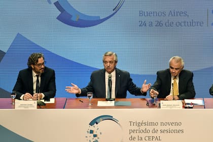 Alberto Fernández, desde la Celac y el Mercosur, repudió el intento golpista en Brasil. Habló de los discursos de odio.