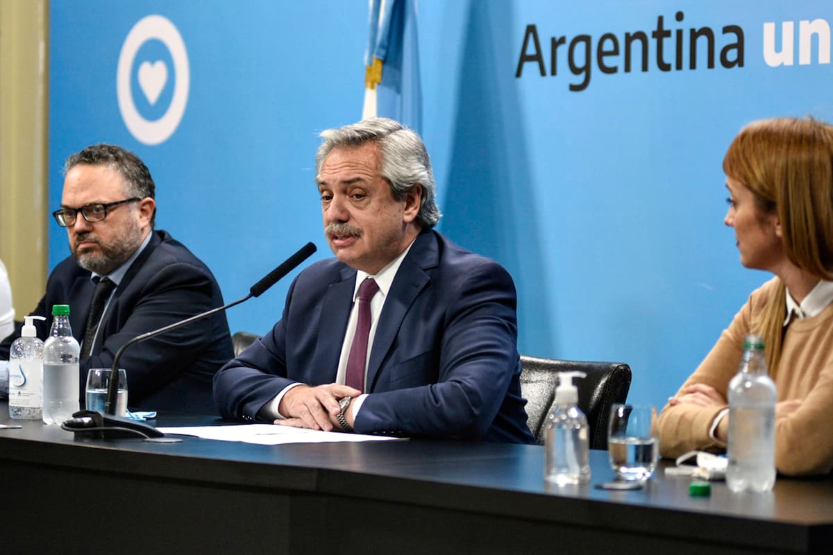 Alberto Fernández durante el anuncio