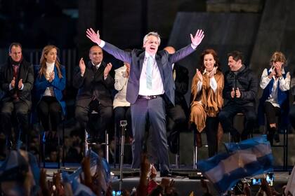 Alberto Fernández durante el acto en Rosario