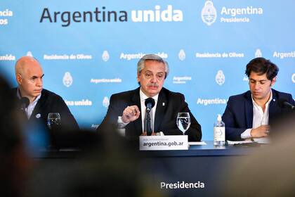Alberto Fernández durante el anuncio de extensión de la cuarentena