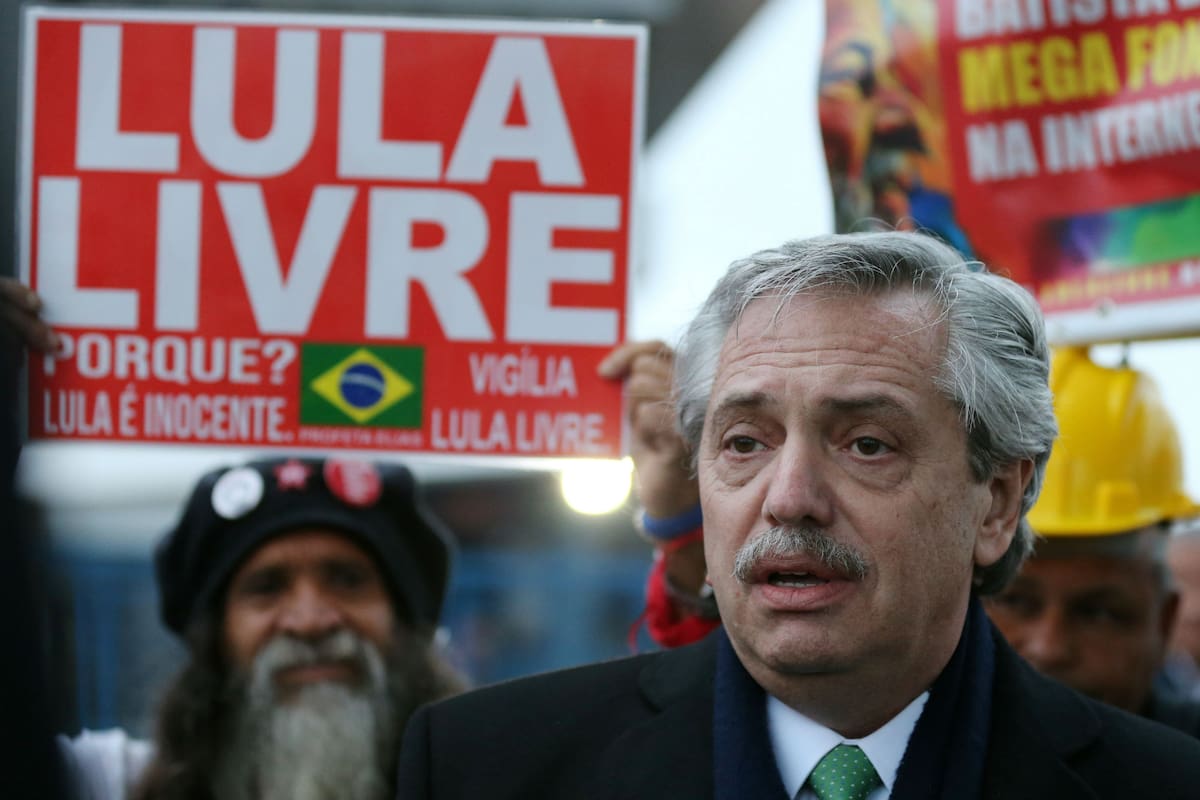 Alberto Fernández, durante su visita a Lula en prisión en julio pasado