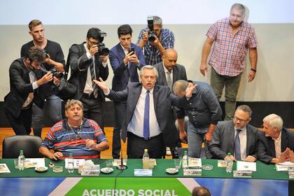 Alberto Fernández en la presentación "plan estratégico automotor"