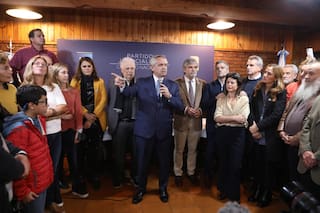 Alberto Fernández comió locro en el PJ y le mandó un fuerte mensaje al kirchnerismo