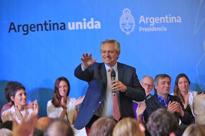 Alberto Fernández en Quilmes hizo anuncios para los jubilados